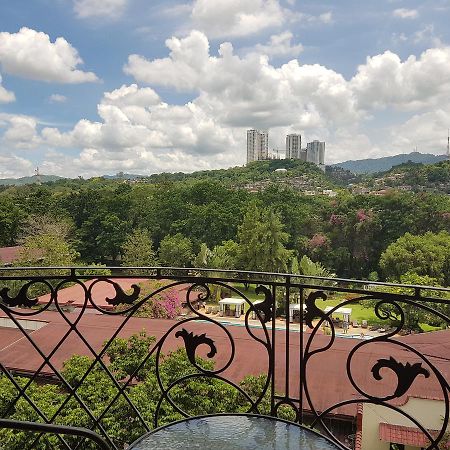 Sophia Suites Residence Hotel Cebu Stadt Exterior foto