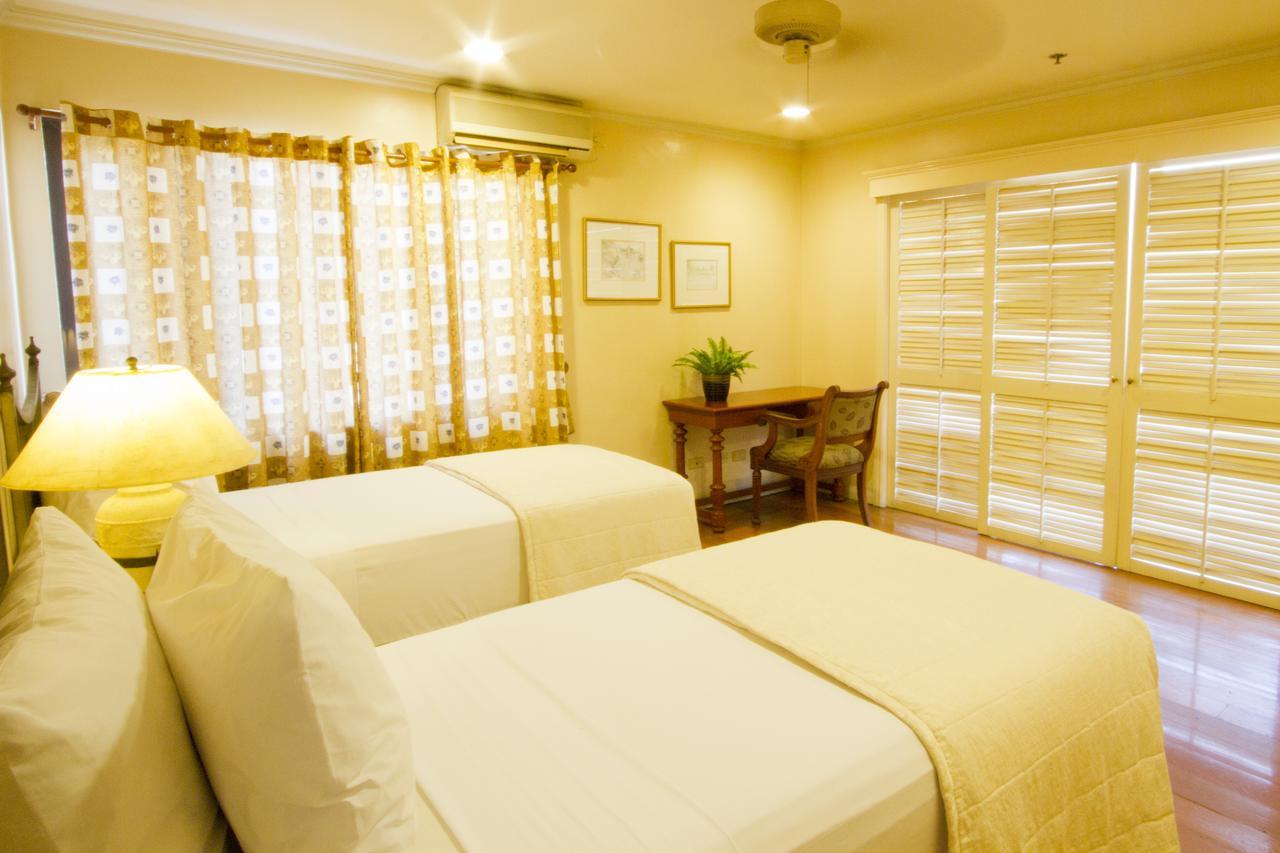 Sophia Suites Residence Hotel Cebu Stadt Exterior foto