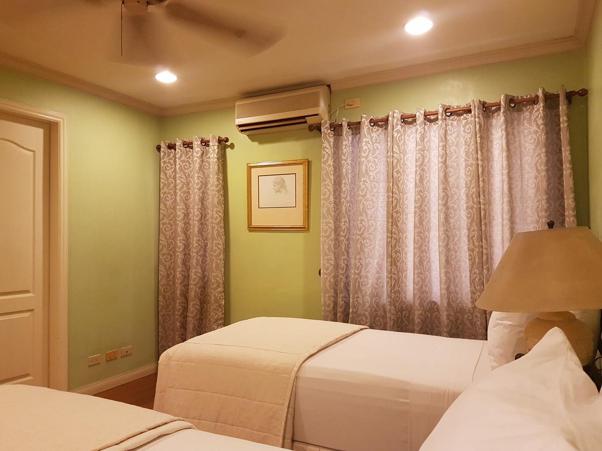 Sophia Suites Residence Hotel Cebu Stadt Exterior foto